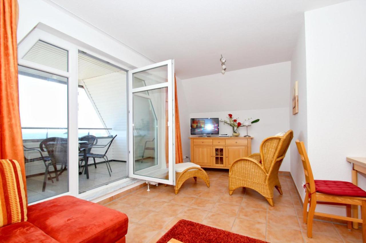 Hafennahe Ferienwohnung Mit Balkon Und Meerblick - Hafenhaeuser Wiek Wohnung 06 Вік-ауф-Рюґен Екстер'єр фото